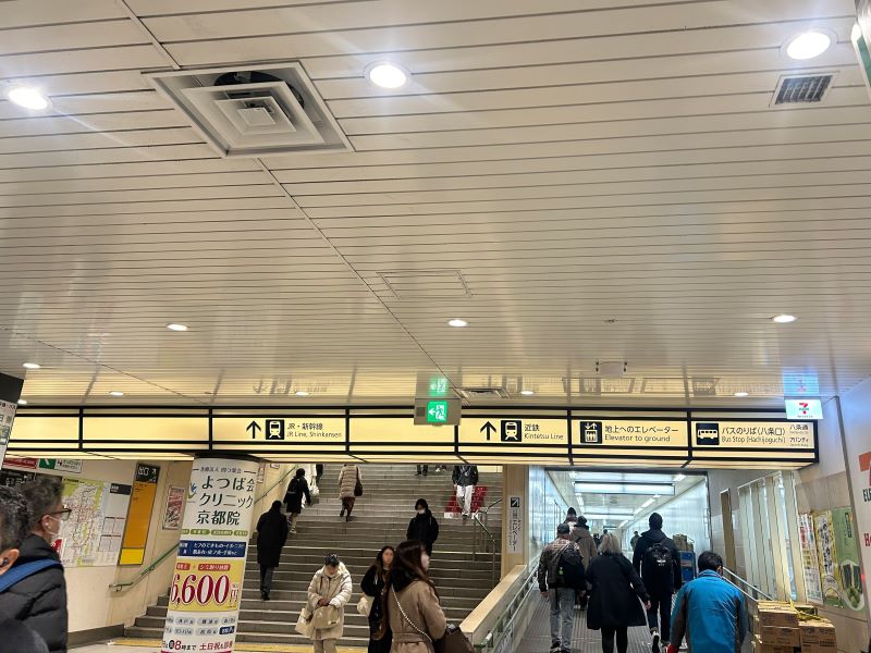 階段横の通路